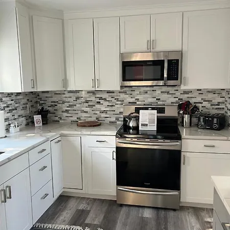 Pocono Paradise - 3 Bedroom 3 And Half Bathroom Townhouse Tannersville Exterior photo