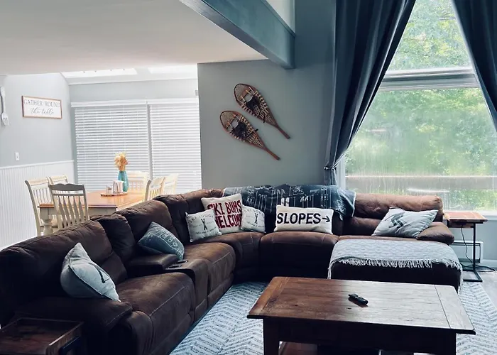 Pocono Paradise - 3 Bedroom 3 And Half Bathroom Townhouse